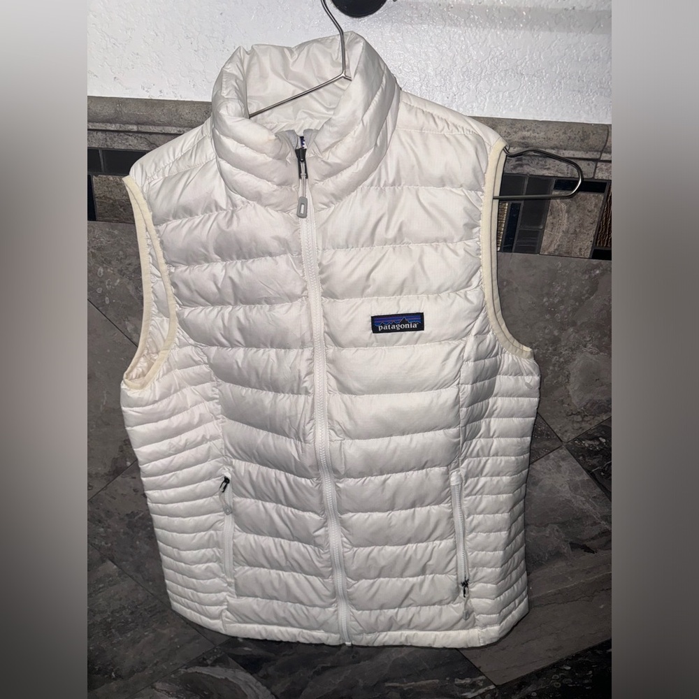 Patagonia W's Down Sweater Vest